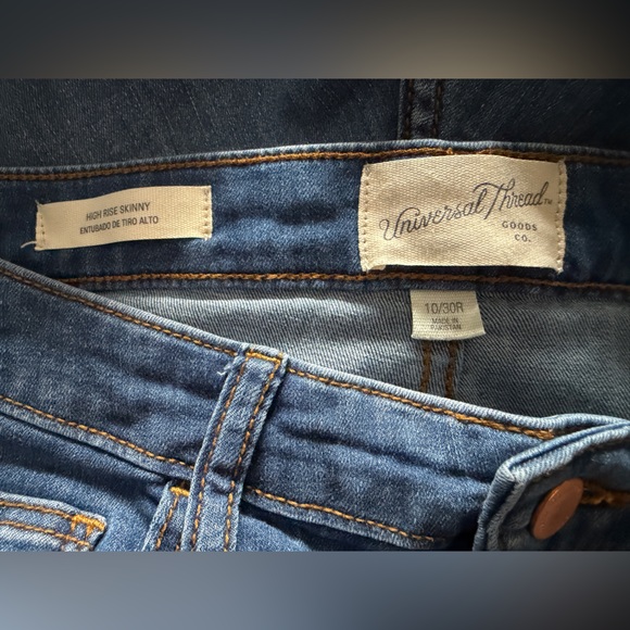 Universal Thread High Rise Skinny Jeans - Picture 2 of 4